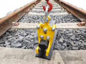 PINZA PER IL SOLLEVAMENTO DELLE ROTAIE CON RULLI ATTREZZATURA FERROVIARIA